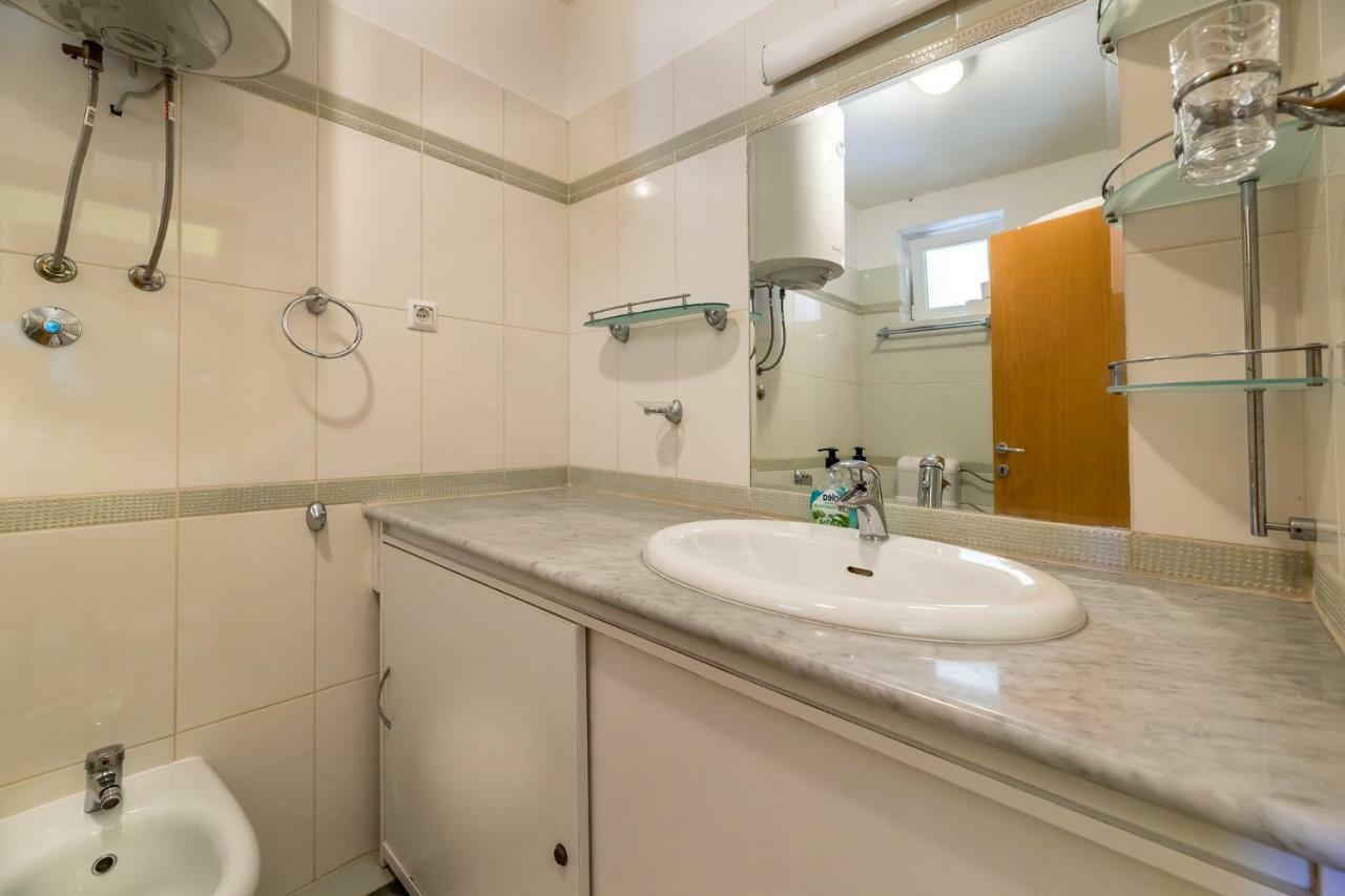 Nada Apartment *